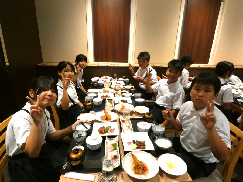 夕食３